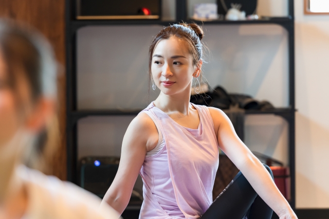 ヨガ初心者が最短で上達するための完全ガイド：心と体のバランスを整える習慣術